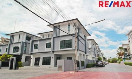 ขายบ้าน - บ้านเดี่ยว เพชรเกษม The Shelter Phetkasem-Omyai บ้านใหม่ มือ 1 จากโครงการ หลังสุดท้าย หลังมุม ต้นโครงการ 7 ห้องนอน 72.8 ตรว. ราคาปิดโครงการ