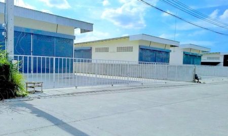 ให้เช่าโรงงาน / โกดัง - ม.เนติบัณฑิตสถาน 1กม. สาย2 โกดัง ให้เช่า ทำเลทอง! 202ตร.วา. 355ตร.ม. เดอะพาซิโอ พาร์ค กาญจนาภิเษก สมาคมชาวปักษ์ใต้ 900 ม.