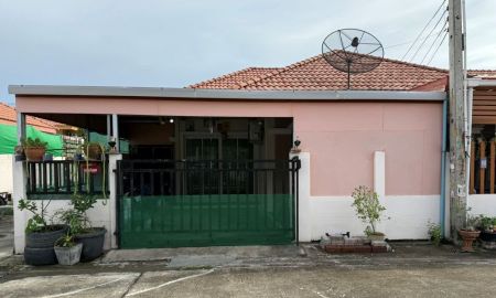 ขายทาวน์เฮาส์ - ขายทาวน์เฮ้าส์ 1 ชั้น หลังมุม แกรนด์ทาวน์ 2 บึง-ศรีราชา ทำเลดี ใกล้ตลาดวรกิจ