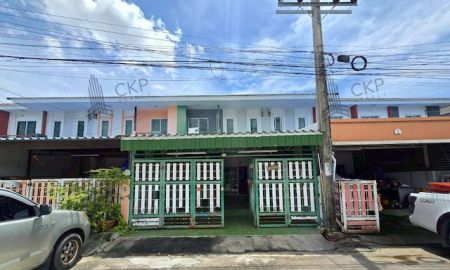 ขายทาวน์เฮาส์ - ทาวน์เฮาส์ มบ.มัณฑิรา ตำหรุ-บางพลี บ้านเปล่า พร้อมพื้นที่ใช้สอยเยอะมาก จอดรถได้ 3 คัน ราคาต่อรองได้