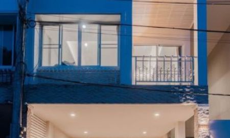 ให้เช่าทาวน์เฮาส์ - บ้าน ใกล้นิมมาน 500 ม. รีโนเวทใหม่ทั้งหลัง ทำเลเทพสุดในโซนนี้ ใกล้ มช. เพียง 1 กม.