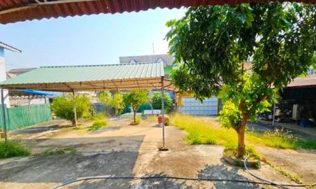 ให้เช่าบ้าน - ตลาดริมน้ำไทหล่ม สวนดงตาล 1.1 กม ให้เช่าบ้าน 1 ชั้น 1 หลัง พร้อมโกดังเก็บของ 192ตร.วา.1 นอน 1 น้ำ บิ๊กซี หล่มสัก รพ.หล่มสัก 1.3 กม.