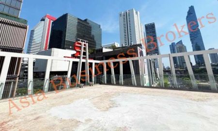 ให้เช่าอาคารพาณิชย์ / สำนักงาน - พื้นที่ให้เช่ารูฟทอปในโรงแรม 3 ดาว ย่านบางรัก กรุงเทพฯ