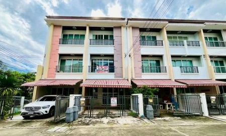 ทาวน์เฮาส์ - ขาย/เช่าทาวน์โฮม 3 ชั้น บ้านกลางเมืองลาดพร้าว71 นาคนิวาส34 โชคชัย4 พื้นที่ 20 ตรว. ใกล้รถไฟฟ้าสายสีเหลือง สถานีโชคชัย4 และ ลาดพร้าว71