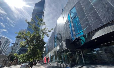 ให้เช่าอาคารพาณิชย์ / สำนักงาน - ให้เช่าพื้นที่ อาคารมหานครเซ็นเตอร์ Mahanakhon Center ชั้น 1 ห้องกระจก เนื้อที่ 510 ตารางเมตร ค่าเช่าเดือนละ 382,500 บาท*