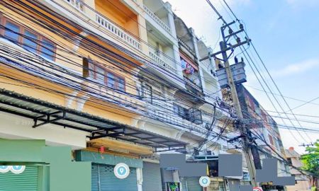 ให้เช่าอาคารพาณิชย์ / สำนักงาน - รพ.สินแพทย์ ศรีนครินทร์ 1.8 กม. เช่าอาคารพาณิชย์ 4.5 ชั้นมีชั้นลอย ซ.สุขุมวิท101 MRTสวนหลวง ร.9 1.5กม. 17ตร.วา. 277 ตร.ม