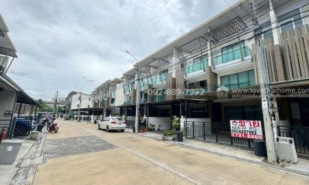 ขายทาวน์เฮาส์ - ขายทาวน์โฮม 3 ชั้น หมู่บ้านทาวน์อเวนิว โคโคส พระราม2 ซอย50 พื้นที่ 22.5 ตรว. ราคาถูกมาก ใกล้เซ็นทรัล พระราม2