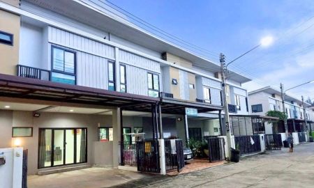 ขายทาวน์เฮาส์ - ขายทาวน์เฮ้าส์เดอะโมดิช ราชพฤกษ์-กาญจนาภิเษก (ให้เช่าออม) สภาพนางฟ้า ติดถ.กาญจนาภิเษก บางบัวทอง สาทร-ปิ่นเกล้า