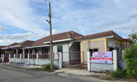 ขายบ้าน - ขาย บ้านชั้นเดียว ม.รติรัตน์ ถ.ต้นเชือก วัดมะสง ไทรน้อย ลาดปลาดุก ติดถนนใหญ่ เหมาะทำกิจการ จอดหลายคัน