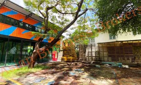 ขายที่ดิน - ขายที่ดินพร้อมสิ่งปลูกสร้างในซอยสุขุมวิทปลายๆ กรุงเทพฯ