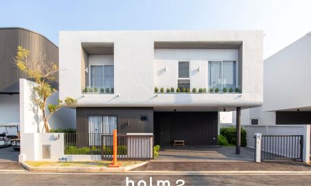 ขายบ้าน - บ้านเดี่ยว มินิมอล เชียงใหม่ โครงการ HOLM 2 ใกล้เซ็นทรัลเฟสติวัล 4 ห้องนอน พร้อมคอร์ตยาร์ดใจกลางบ้าน เดินทางสะดวก