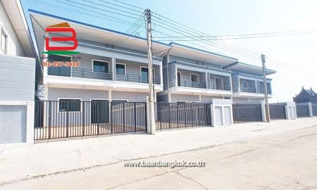 ขายทาวน์เฮาส์ - บ้านแฝด หมู่บ้าน กฤษดาเพลส เนื้อที่ 33 ตรว. ถนนกาญจนาภิเษก ต.คลองห้า อ.คลองหลวง จ.ปทุมธานี