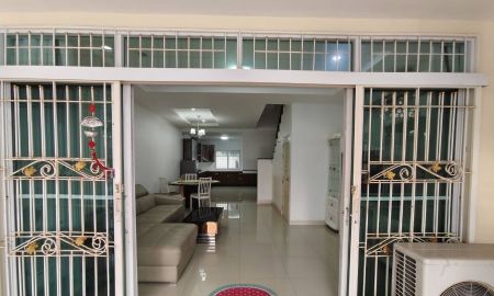 ทาวน์เฮาส์ - ทาวน์โฮม ขาย/เช่า เหมาะทำธุรกิจ ออฟฟิต ขายของออนไลน์ พื้นที่เยอะ