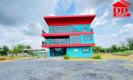 ขายอาคารพาณิชย์ / สำนักงาน - ขายอาคาร 3 ชั้น พร้อมโกดัง หนองเสือ จ.ปทุม