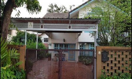 ให้เช่าบ้าน - ให้เช่าบ้านเดี่ยว 2 ชั้น เนื้อที่ 60 ตร.ว. สัมมากร รามคำแหง เฟอร์ครบ เลี้ยงสัตว์ตัวเล็กได้