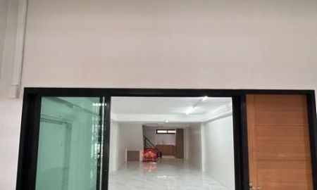 ให้เช่าอาคารพาณิชย์ / สำนักงาน - ให้เช่าอาคาร 5ชั้น ซอยภูมิจิตร ถนนพระรามที่4 พระโขนง ใกล้ BTSพระโขนง