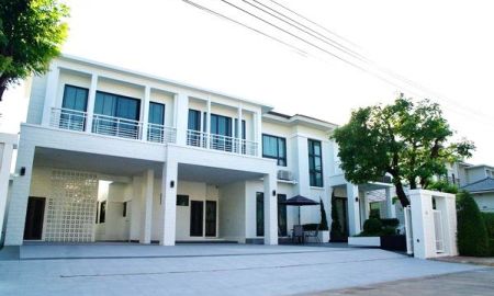 ให้เช่าบ้าน - ให้เช่า] หมู่บ้าน เพอร์เฟค มาสเตอร์พีซ สุขุมวิท 77 - สุวรรณภูมิ / 5 ห้องนอน 5 ห้องน้ำ / 130 ตรว. 520 ตรม. **245,000**