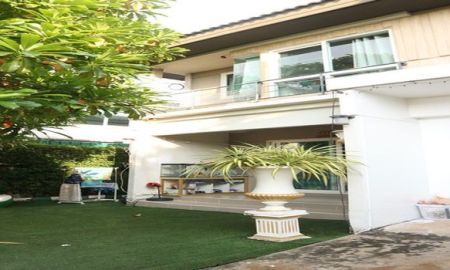 ขายบ้าน - ขายด่วนบ้านเดี่ยว วิลาจิโอ (Villaggio) พระรามสอง บางกระดี่35/1 (เนื้อที่ 53.7 ตรว) โซนใกล้สวน