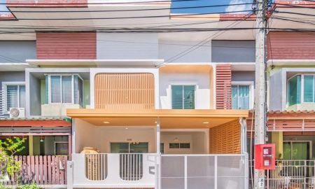 ขายทาวน์เฮาส์ - ขายทาวน์เฮ้าส์ 2 ชั้น หมู่บ้านบัวทองธานี เฟส 17 โครงการใหญ่ ทำเลดี น่าอยู่