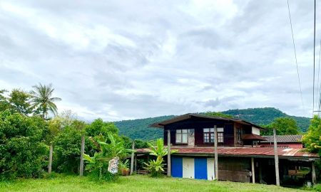 ขายบ้าน - ขายที่ดินพร้อมสิ่งปลูกสร้าง จ.มุกดาหารทิวเขา 360 องศา ล้อมรอบไปด้วยอากาศบริสุทธิ์ และใกล้แหล่งชุมชนที่สัมผัสได้ใกล้ๆเมือง