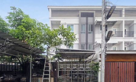 ขายทาวน์เฮาส์ - ทาวน์โฮม 3 ชั้น ซอยโกสุมรวมใจ 44 ดอนเมือง แปลงมุม ต่อเติมครบ ใกล้สนามบินดอนเมือง