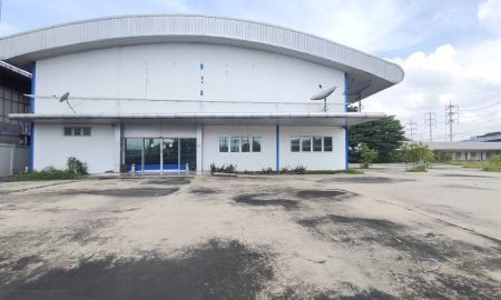 ขายที่ดิน - ขายที่ดินแถมสิ่งปลูกสร้าง ติดถนน พร้อมสำนักงาน คลังสินค้า แยกบรมราชชนนี พุทธมลทลสาย5