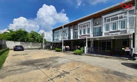 ขายทาวน์เฮาส์ - ขายทาวน์โฮม 2 ชั้น โกลเด้น ทาวน์ 3 บางนา-สวนหลวง ใกล้เมกะ บางนา