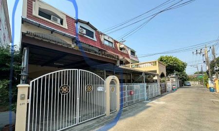 ให้เช่าทาวน์เฮาส์ - ให้เช่า ทาวน์เฮ้าส์ 3 ชั้น ลาดพร้าว 64 (4 นอน 3 น้ำ) | เฟอร์ฯ ครบ | ใกล้ปากซอย / ตลาดโชคชัย 4 | พร้อมอยู่ แอร์ 5 ตัว