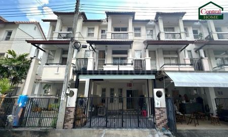 ขายทาวน์เฮาส์ - ทาวน์โฮม 3 ชั้น นารารมย์ บางกรวย - ไทรน้อย ติดโซล่าเซลล์ทั้งหลัง