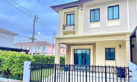 ให้เช่าทาวน์เฮาส์ - เฟอร์ครบ ตกแต่งพร้อม ตลาดน้ำขวัญเรียม ซอยมิสทีน ให้เช่าทาวน์โฮมหรู 2 ชั้น หลังมุม MRT ราษฎร์พัฒนา2 กม. 34ตรว. 140ตรม. 3นอน 2จอดรถ 3แอร์