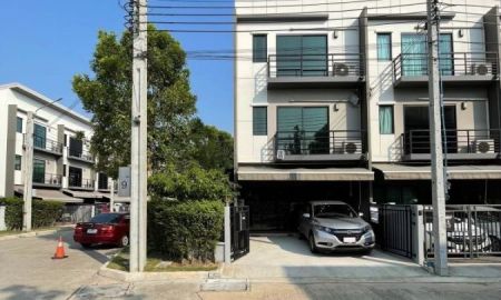 ขายทาวน์เฮาส์ - ขายทาวน์โฮม 3 ชั้น หลังมุม บ้านกลางเมือง ปิ่นเกล้า-จรัญ ทำเลดี เดินทางสะดวก