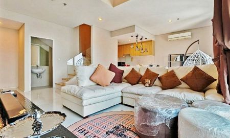 ให้เช่าคอนโด - คอนโด วิลล่า อโศก ใกล้ MRT เพชรบุรี ดูเพล็กซ์ 2 ชั้น 82 ตร.ม 2 นอน 2 น้ำ ชั้น 37-38 ห้องมุม แต่งครบ