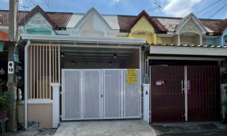 ขายทาวน์เฮาส์ - ขายทาวน์เฮาส์รีโนเวทแล้ว ทำเลเยี่ยม หมู่บ้านรัตนาธิเบศร์ หลังเซ็นทรัลเวสเกตุ ใกล้แหล่งชุมชน อยู่ติดถนนใหญ่