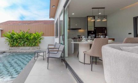 ขายบ้าน - ขายบ้านเดี่ยวพูลวิลล่า สไตล์โมเดิร์น ทำเลทองใจกลางเมืองพัทยากลาง