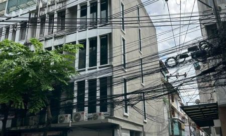 ขายอาคารพาณิชย์ / สำนักงาน - ขาย พร้อมผู้เช่า อาคารพานิชย์ 14 ตร.วา 5 ชั้น ติดถนนนเรศ เพียง 50ม. จาก สน.บางรัก