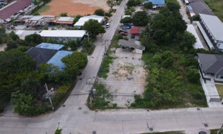 ขายที่ดิน - ขายที่ดินเหมือง บางแสนเนื้อที่ 130 ตรว. ไหหลำซอย3 ถมแล้วติดถนน2ด้านใกล้ถนนข้าวหลาม1073-100เมตร เมืองชลบุรี