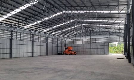 ให้เช่าโรงงาน / โกดัง - ให้เช่าโกดัง/ออฟฟิศ พระยาสุเรนทร์ แขวงบางชัน เขตคลองสามวา กรุงเทพฯ พื้นที่ 1,600 ตร.ม.