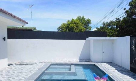 ให้เช่าบ้าน - ให้เช่าบ้านเดี่ยว พูลวิลล่า พร้อมสระว่ายน้ำ ใหญ่แหล่งชุมชน