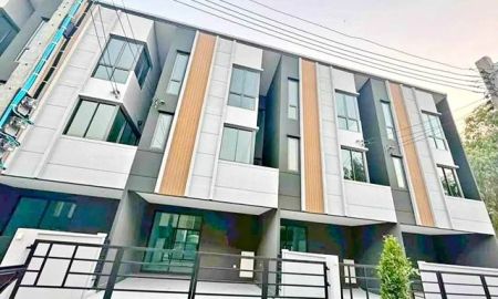 ให้เช่าทาวน์เฮาส์ - เช่า ติวานนท์-ศรีสมาน ทาวน์เฮาส์ 3 ชั้น แม่พระการุณย์ ตลาดดวงแก้ว พลาซ่า 450 ม.18 ตร.วา. 218 ตร.ม. รร.พระหฤทัยนนทบุรี 350 ม. 3 นอน