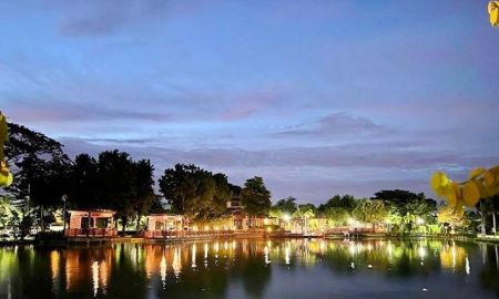 ให้เช่าบ้าน - ให้เช่าบ้านเดี่ยว 2 ชั้นสุดหรู 60ตร.วา. MRTตลาดบางใหญ่ 3.52กม. โลตัส คลองถนน 2.7 กม. คลองบางไทร จัดเต็มเฟอร์ฯ ร่มรื่น ติดสวน 3นอน 3 น้ำ