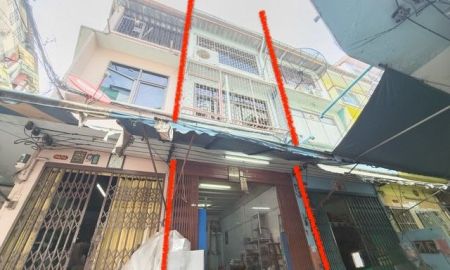 ขายอาคารพาณิชย์ / สำนักงาน - ขายด่วน! ตึกแถว 3 ชั้น ใจกลางเยาวราช ใกล้ MRT วัดมังกร ราคาสุดคุ้ม