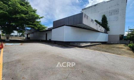 ให้เช่าโรงงาน / โกดัง - ให้เช่า โชว์รูมและโกดัง ติดถนนลาดพร้าว ใกล้เลียบด่วนเอกมัย-รามอินทรา รามคำแหง