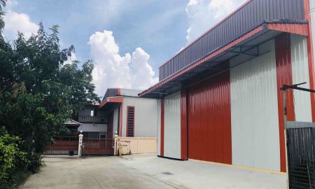 ให้เช่าโรงงาน / โกดัง - ให้เช่าโกดังสินค้าขนาด 240 ตร.ม ซอยลาดพร้าว91