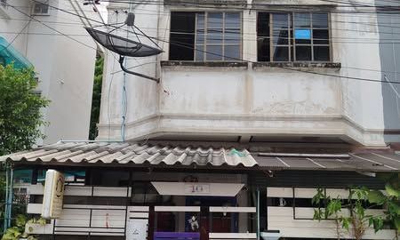 ขายทาวน์เฮาส์ - ขายบ้านแฝด 26 ตร.ว. พร้อมผู้เช่า มีรายได้ทันที!