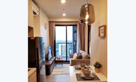 ให้เช่าคอนโด - Condo Keen Centre Sriracha ตรงข้ามโรบินสัน ศรีราชา 35 ตรม 1 นอน ชั้น18 วิวภูเขา ตะวันออก ตกแต่งครบ