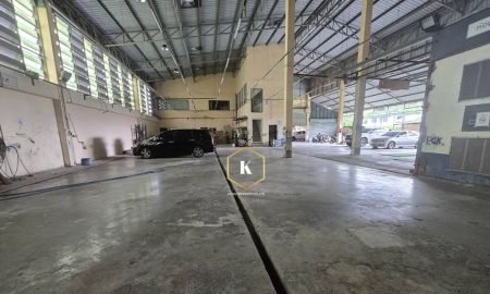 ให้เช่าโรงงาน / โกดัง - ให้เช่าโกดัง ลาดพร้าว วังหิน กรุงเทพ ขนาด 600 ตรม