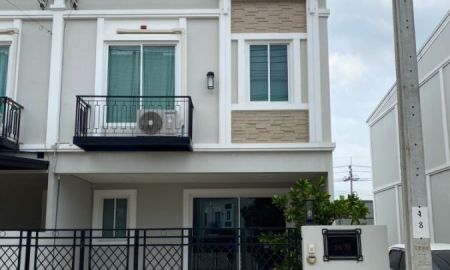 ขายทาวน์เฮาส์ - ขายทาวน์โฮม 2 ชั้น โครงการดิ ไอเฟล รามคำแหง-มิสทีน เขตสะพานสูง ทำเลดี เดินทางสะดวก ใกล้เดอะไนน์ เซ็นเตอร์ พระราม 9