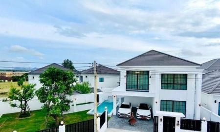 ขายบ้าน - ขาย บ้านเดี่ยว พร้อมอยู่ มีสระว่ายน้ำส่วนตัว หมู่บ้าน T.W. Garden Hill นาจอมเทียน เดินทางสะดวก