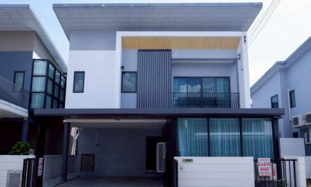 บ้าน - ขาย/เช่า บ้าน 6 นอน 3 น้ำ 2 จอดรถ ใกล้ฟิวเจอร์พาร์ค รังสิต 800 เมตร โครงการ ชีวารมย์ รังสิต-ดอนเมือง