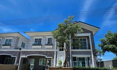 ให้เช่าบ้าน - ให้เช่า บ้านเดี่ยว โครงการ เพรสทีจ ฟิวเจอร์ รังสิต หลังริม 4ห้องนอน